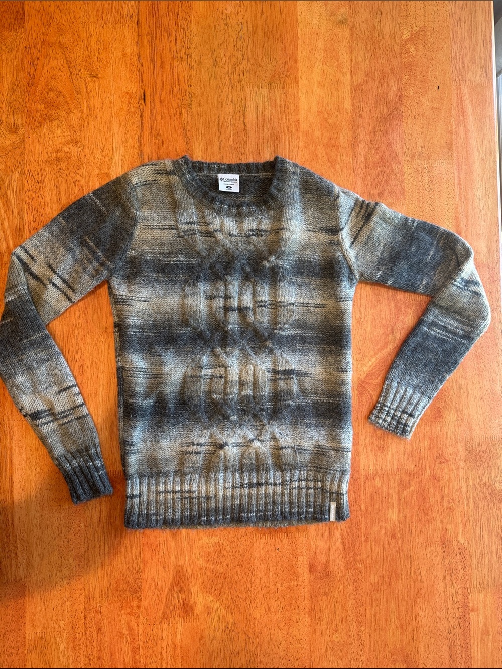 Columbia Women’s M Medium blue gray beige Cable Knit Sweater